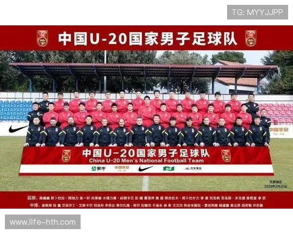 2025年足球现役球星年龄全解析各大球员年纪一览表 2025年足球现役球星年龄全解析各大球员年纪一览表
